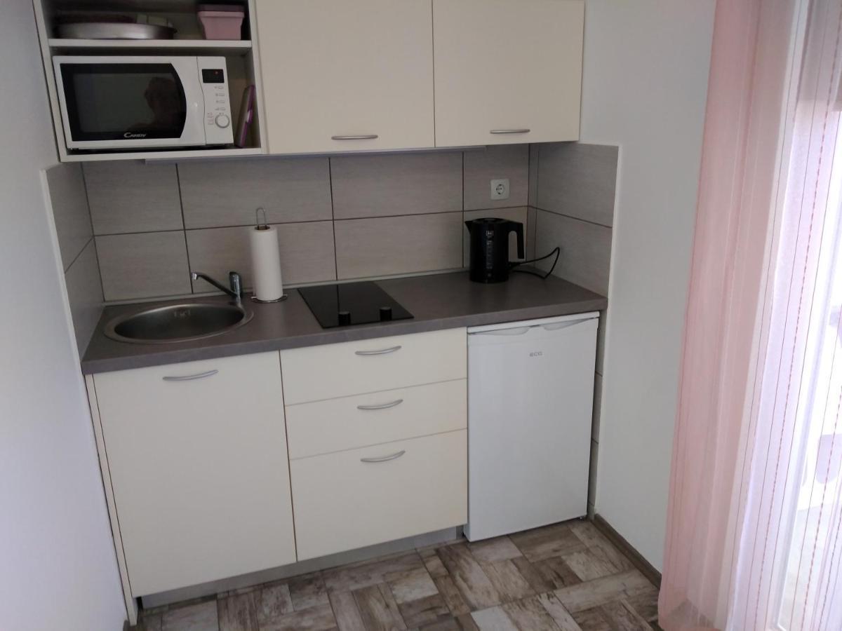 Apartmani Verica Карлобаг Экстерьер фото