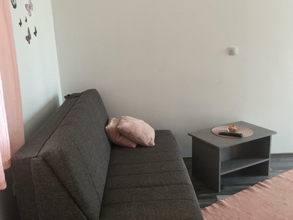 Apartmani Verica Карлобаг Экстерьер фото