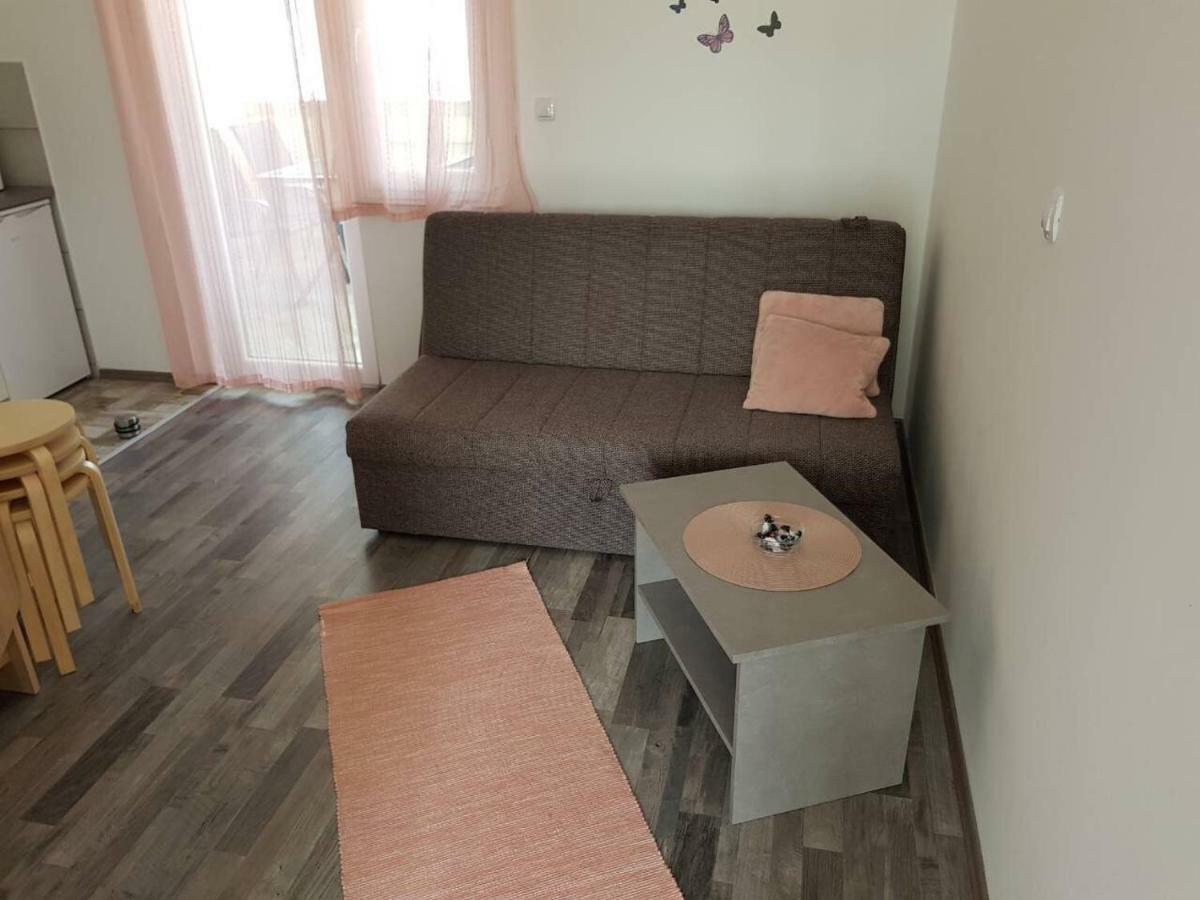 Apartmani Verica Карлобаг Экстерьер фото