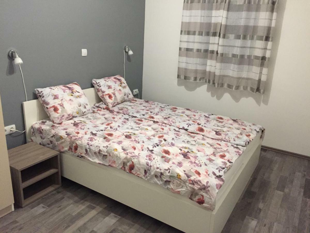 Apartmani Verica Карлобаг Экстерьер фото