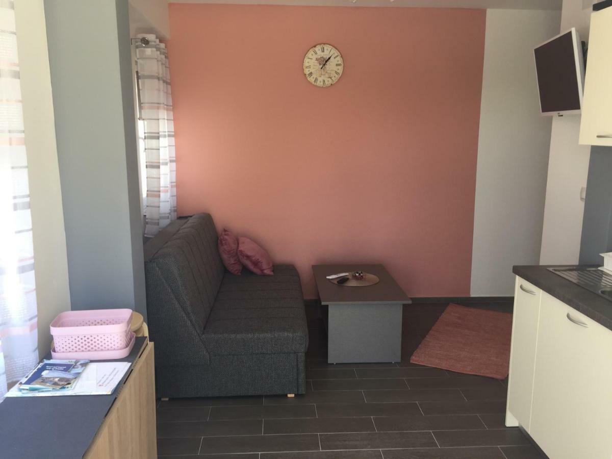 Apartmani Verica Карлобаг Экстерьер фото